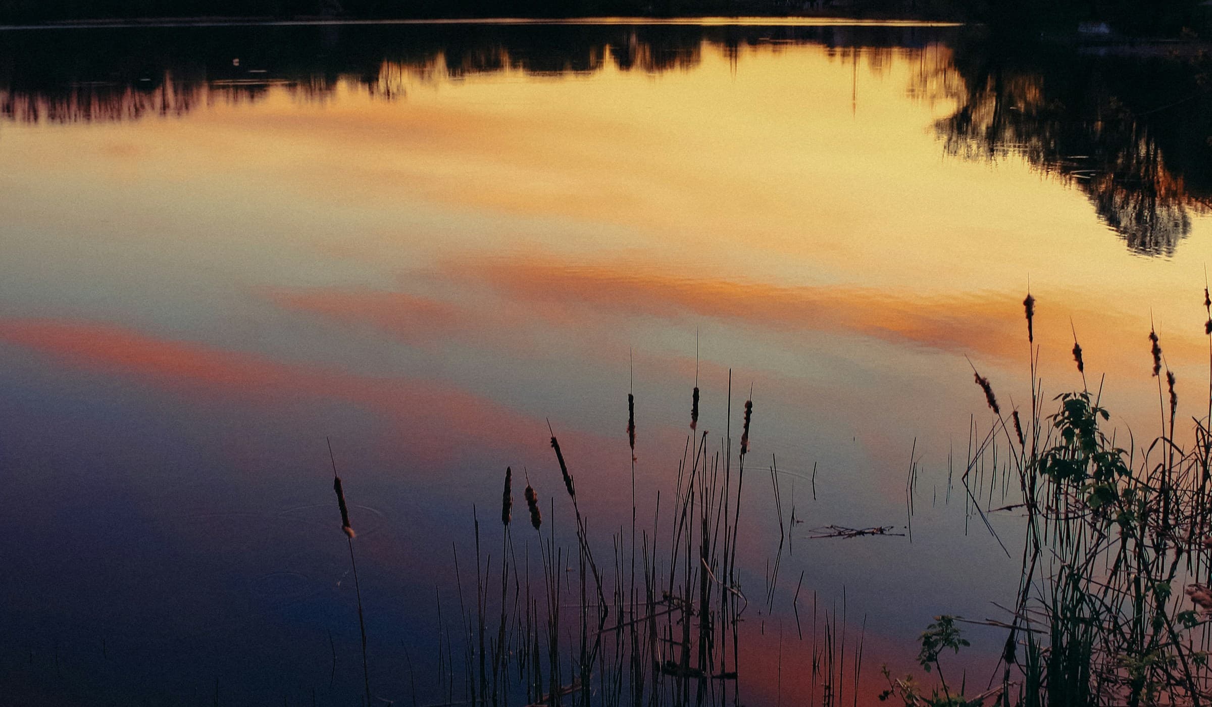 The lake at sunset from The Hillside Resort